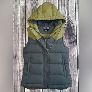 Women’s Patagonia Bivy hooded vest, size XS
